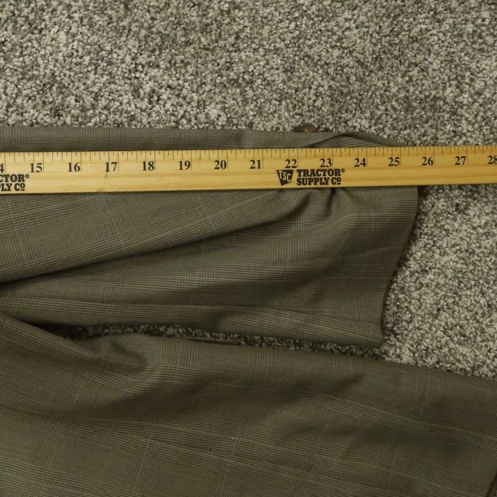 Hart Schaffner Marx this item